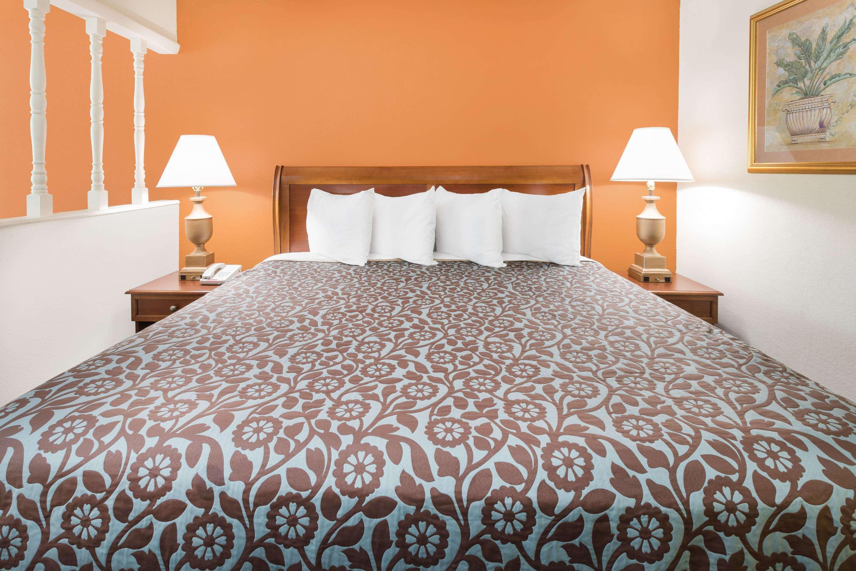 Days Inn By Wyndham Orangeburg South מראה חיצוני תמונה