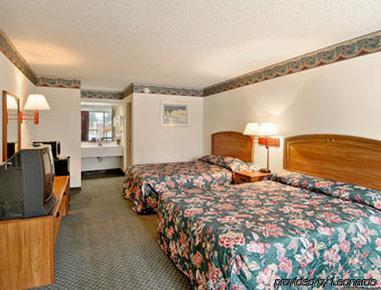 Days Inn By Wyndham Orangeburg South מראה חיצוני תמונה